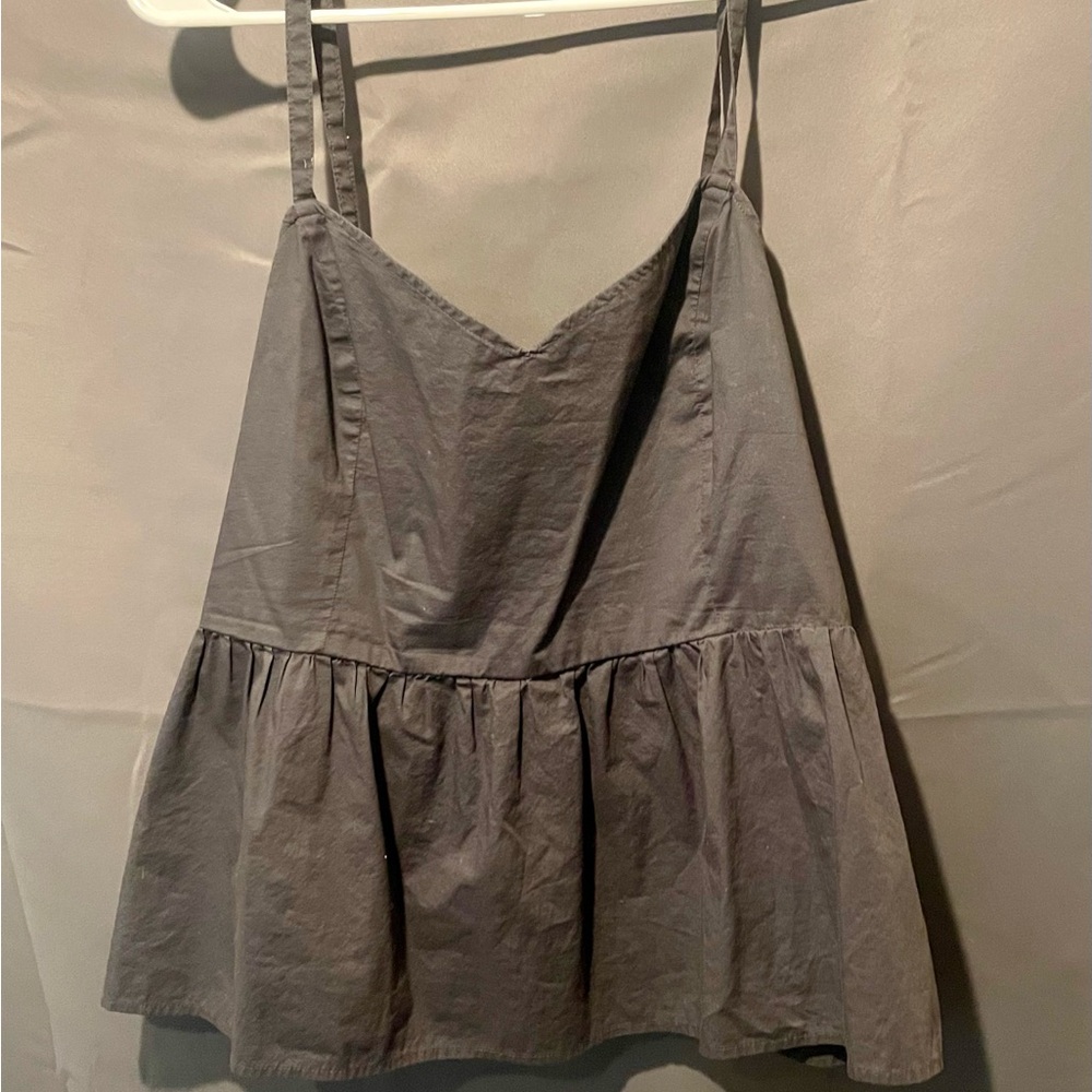 4/$25 bundle deal-Old Navy Gray Smocked Top